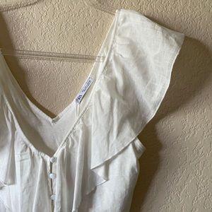 NWT Zara Crop Top